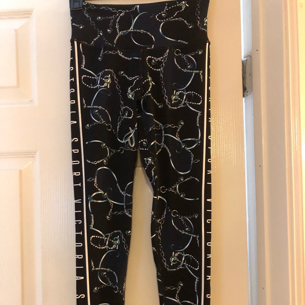 Knockout Victoria Secret Leggings